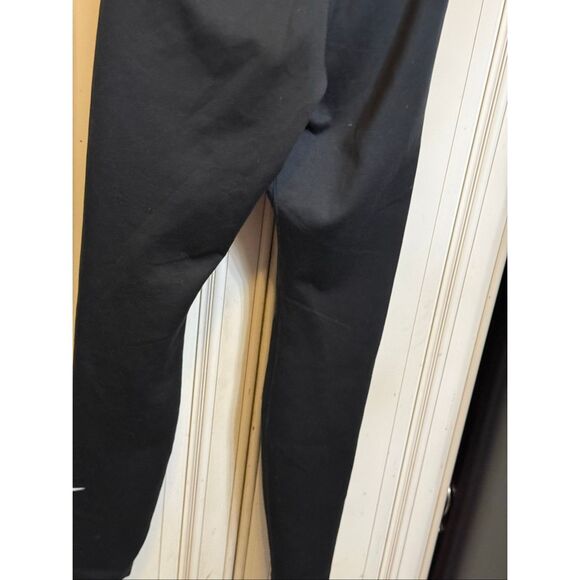 Nike Women's Therma-Fit Elastic Waist Pull-on Workout Leggings Black Small - Picture 1 of 6